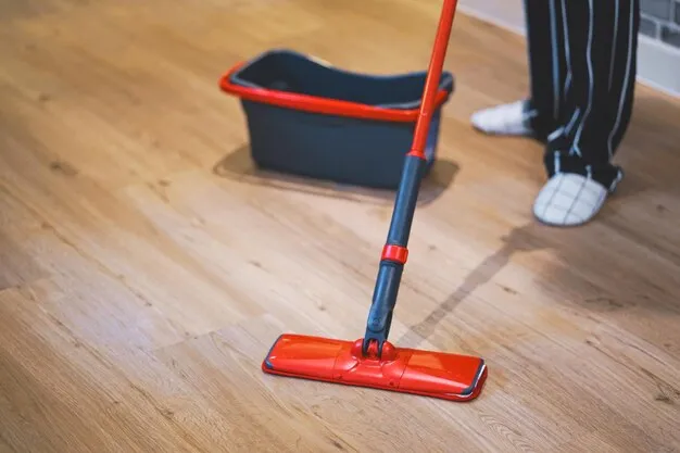 cost to clean hardwood floors